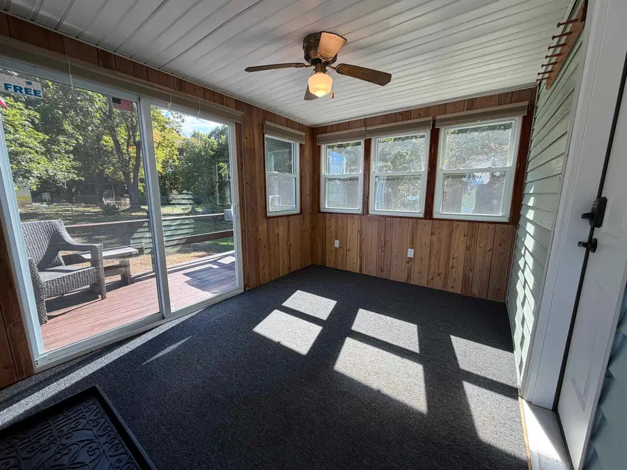 11 Royal Circle, Salem, NH 03079-2643 - #3
