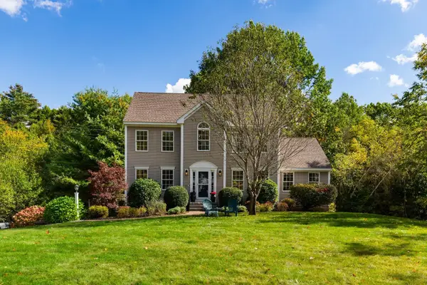13 Hilton Drive, Newmarket, NH 03857