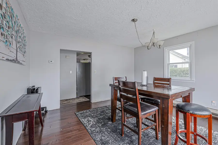 205 Bourne Street, Manchester, NH 03103 - #3