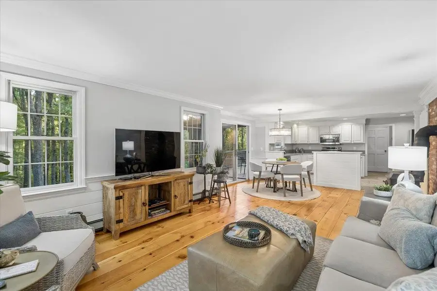 33 Ledgewood Road, Bedford, NH 03110 - #3