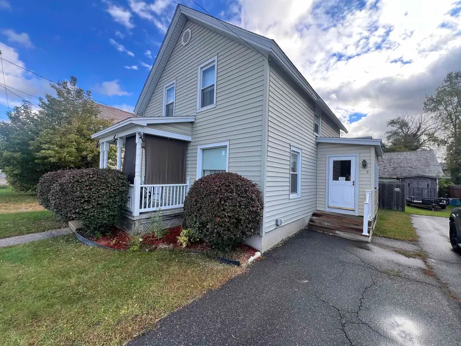 8 Meadow Street, Rutland, VT 05701 - #3