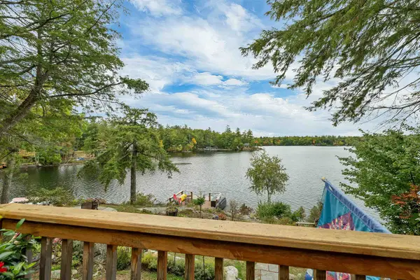 118 Castle Shore Road, Moultonborough, NH 03254