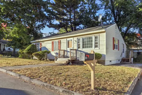 26 Claire Street, Manchester, NH 03103