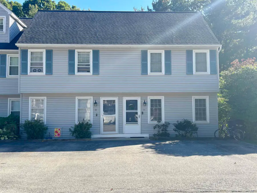 35 Hawkstead Hollow, Nashua, NH 03063 - #2