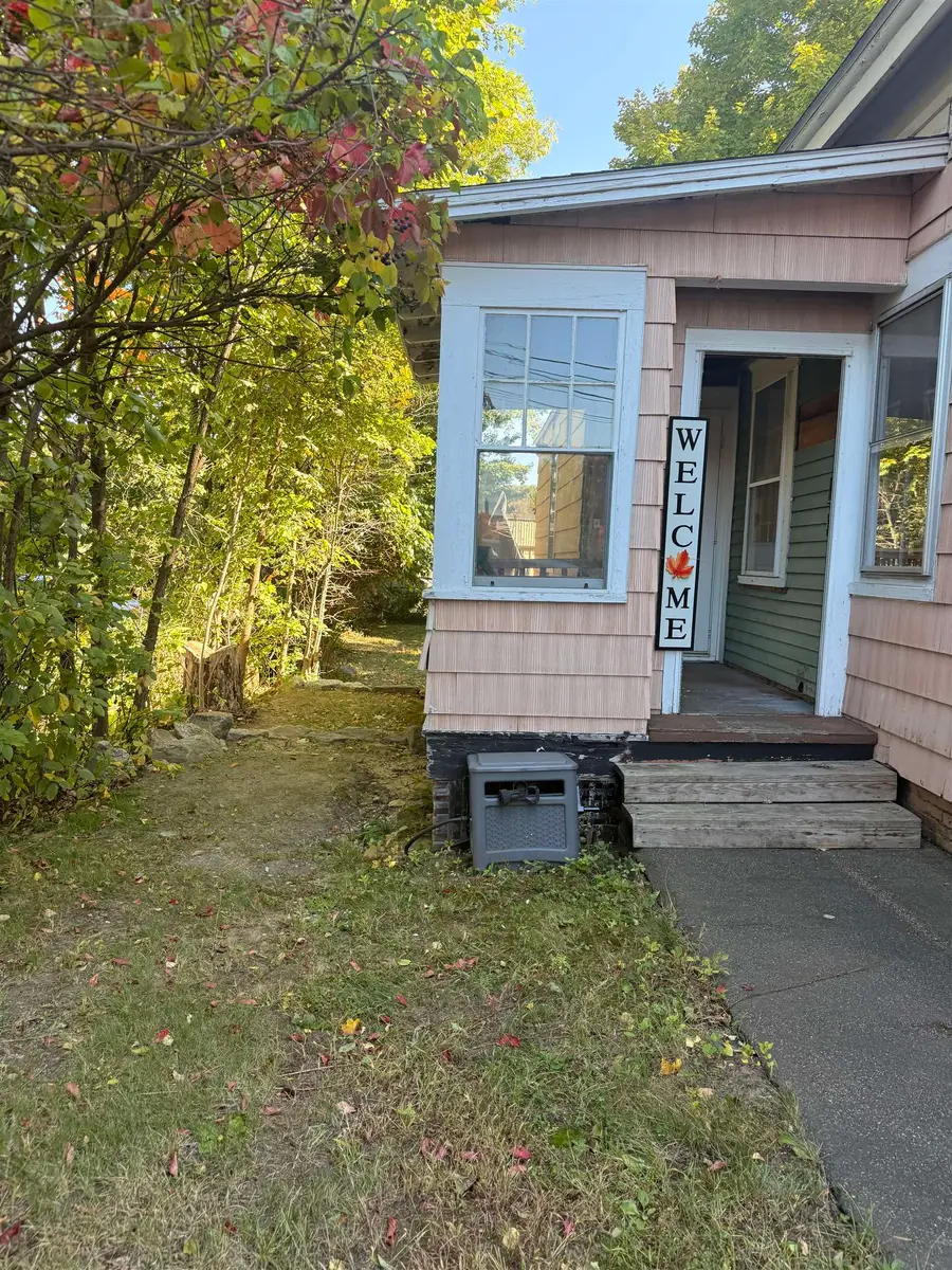 35 Academy Square, Laconia, NH 03246 - #2