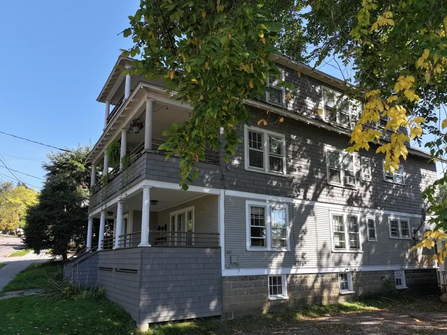 141 Howard & 476-478 St. Paul Street, Burlington, VT 05401 - #3