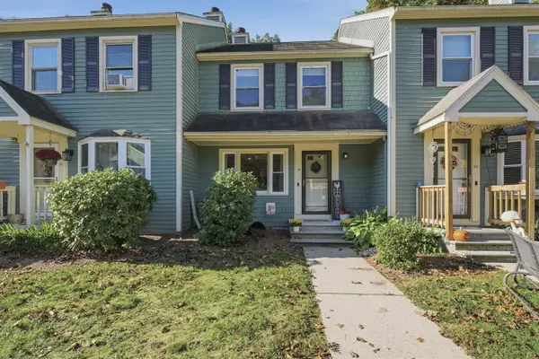 38 Walnut Circle, Merrimack, NH 03054