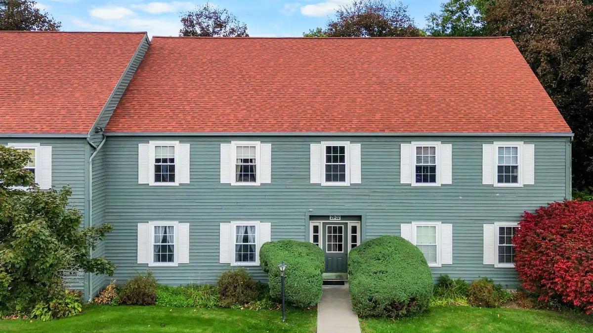 29 Twin Oaks Terrace, South Burlington, VT 05403 - #1