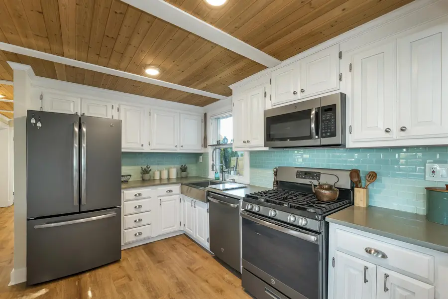 13 Morningside Drive, Hampton, NH 03842 - #3