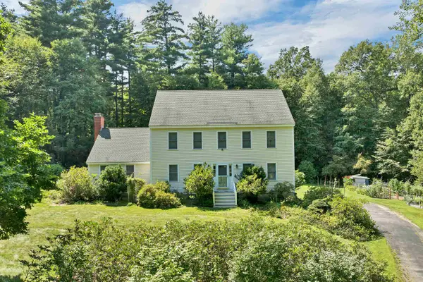43 Peabody Drive, Brentwood, NH 03833