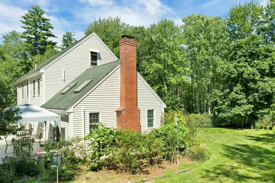 43 Peabody Drive, Brentwood, NH 03833 - #2