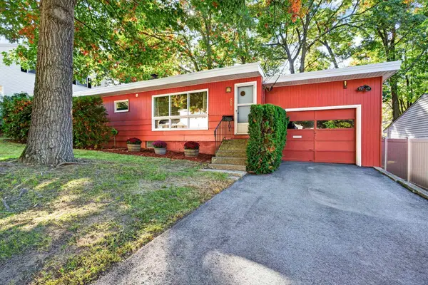 73 Constant Street, Manchester, NH 03103