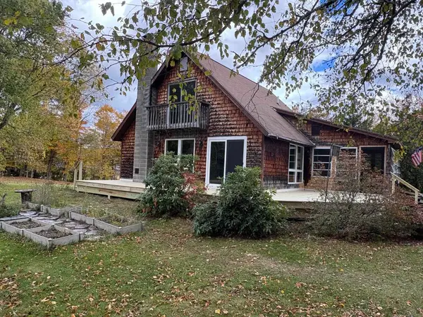 2390 Dart Hill Road, Bethel, VT 05032