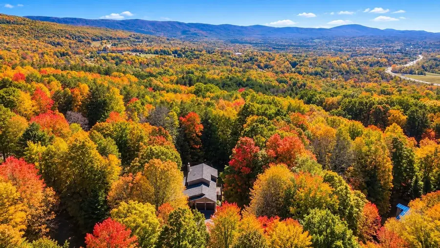 55 McIntosh Lane, Bennington, VT 05201 - #2