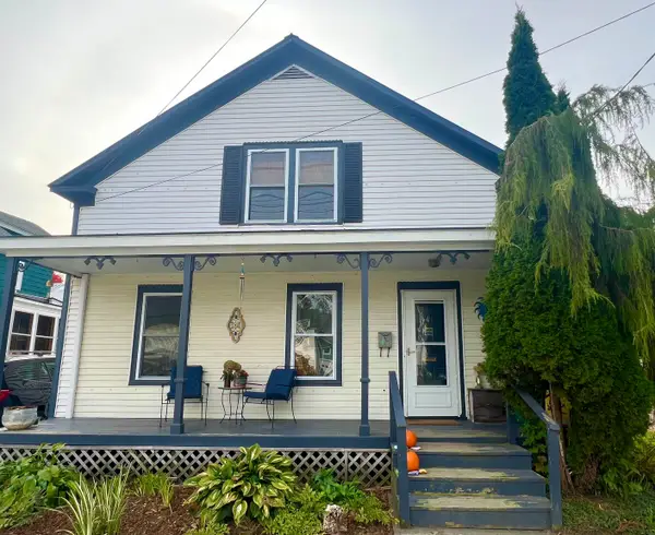 4 Winooski Street, Waterbury, VT 05676