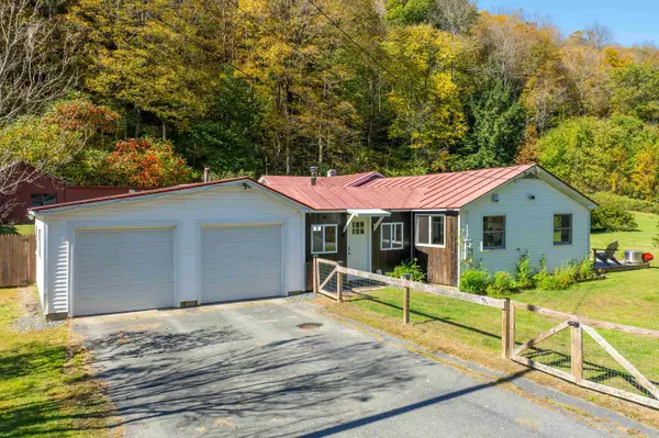 150 Pomfret Road, Hartford, VT 05084