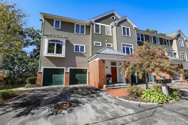 125 Riverwalk Way, Manchester, NH 03101