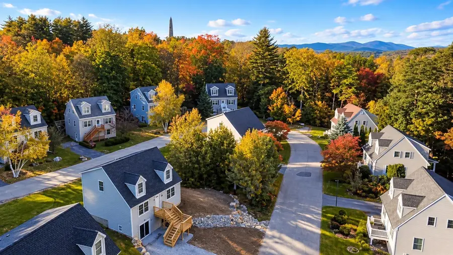 319 Chester Knoll Drive, Bennington, VT 05201 - #2