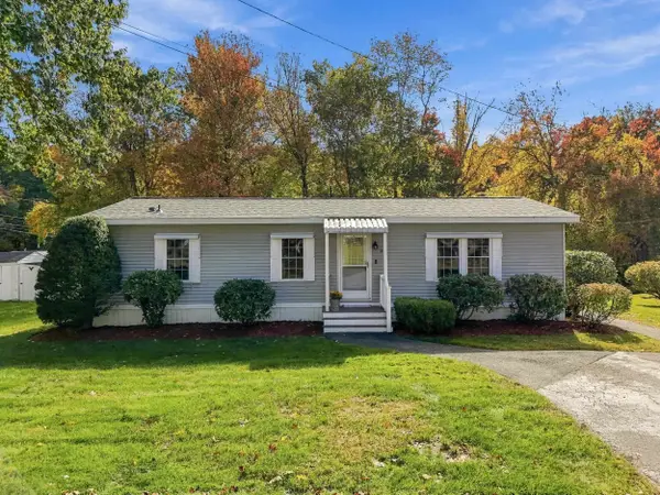 20 Amy Lane, Hampstead, NH 03841