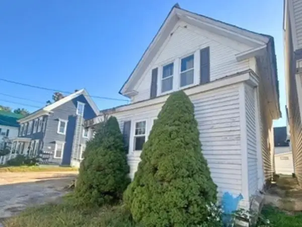 3 West Street, Laconia, NH 03246