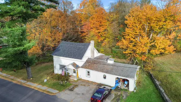 12 Alder Lane, Essex Junction, VT 05452