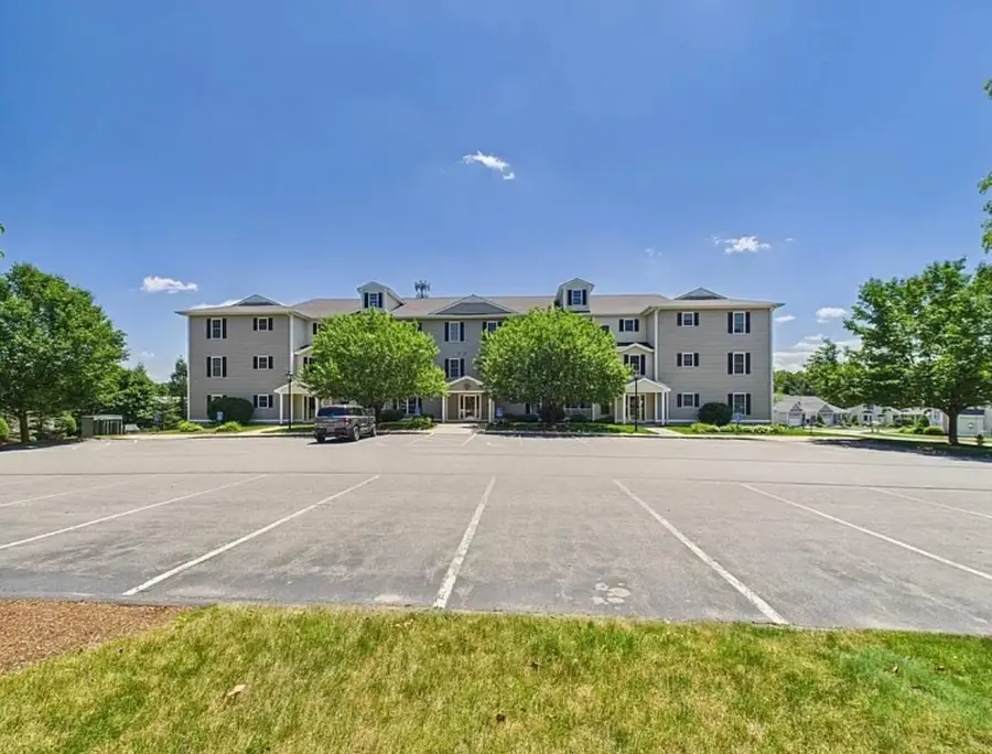 6 Stearns Lane #305, Merrimack, NH 03054 - #2
