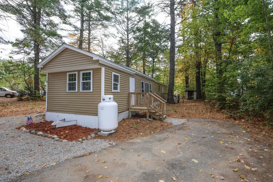 8 Hubbard Road, Deering, NH 03244 - #3