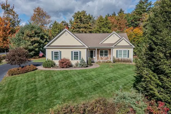 6 Swan Circle, Concord, NH 03301