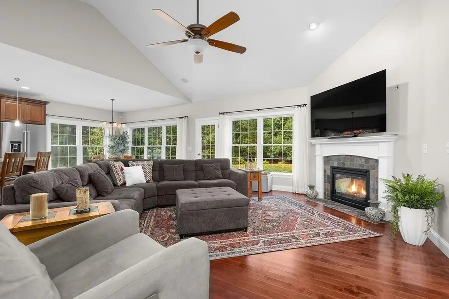 6 Swan Circle, Concord, NH 03301 - #2