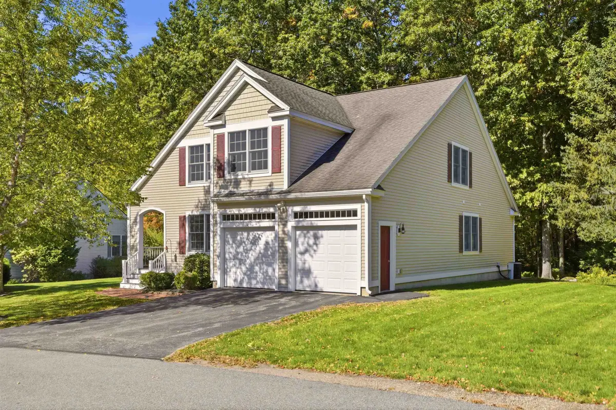 10 Cortland Avenue, Stratham, NH 03885 - #1