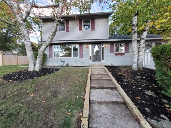 15 Meade Street, Nashua, NH 03064