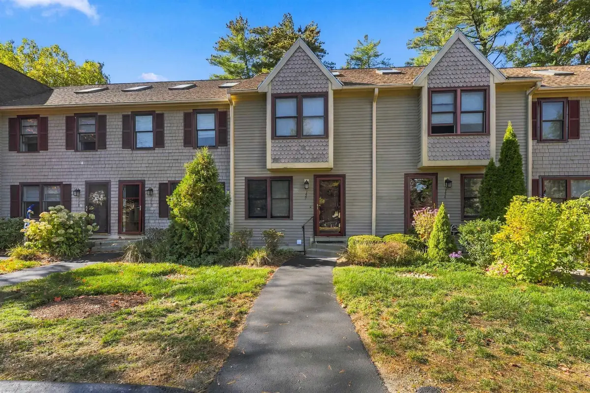 152 Bartemus Trail #Unit 72, Nashua, NH 03063 - #1
