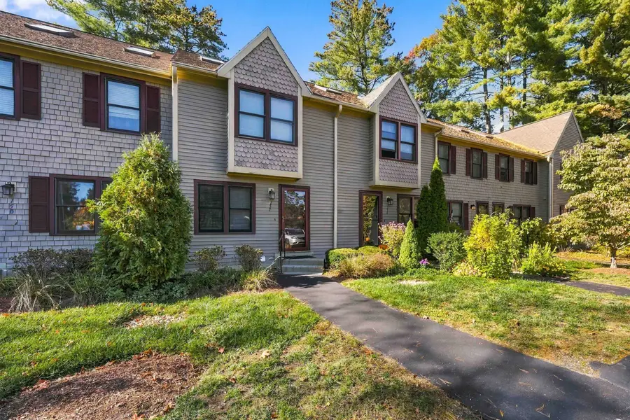 152 Bartemus Trail #Unit 72, Nashua, NH 03063 - #2