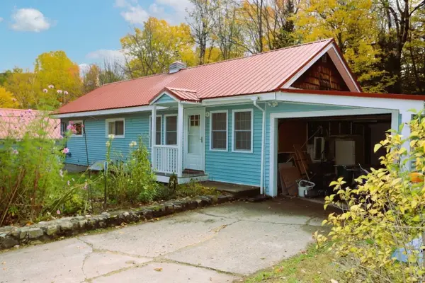 29 Second Street, Gorham, NH 03581