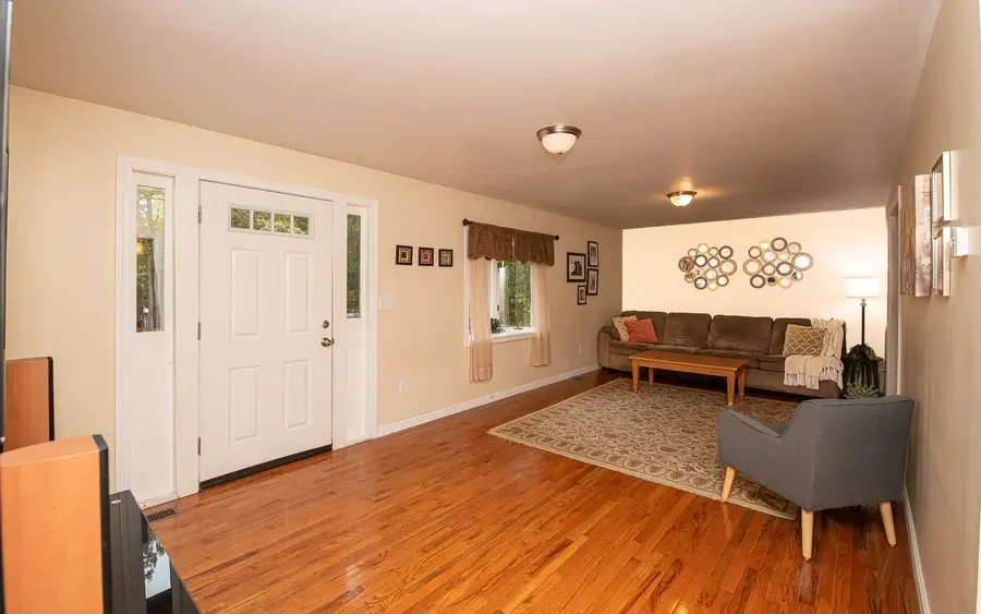 124 Zion Hill Road, Salem, NH 03079 - #3