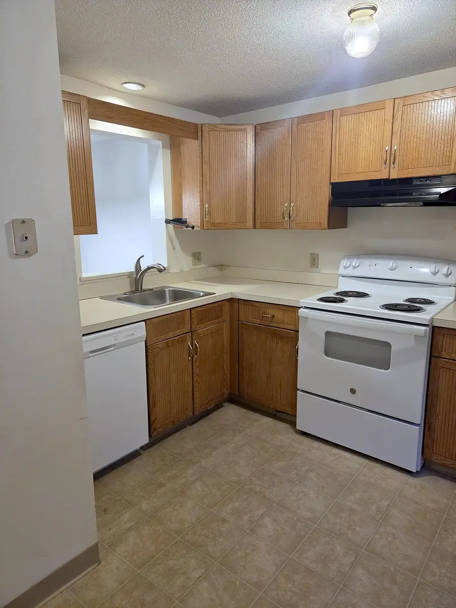 52 Merrimack Drive #47, Merrimack, NH 03054 - #2
