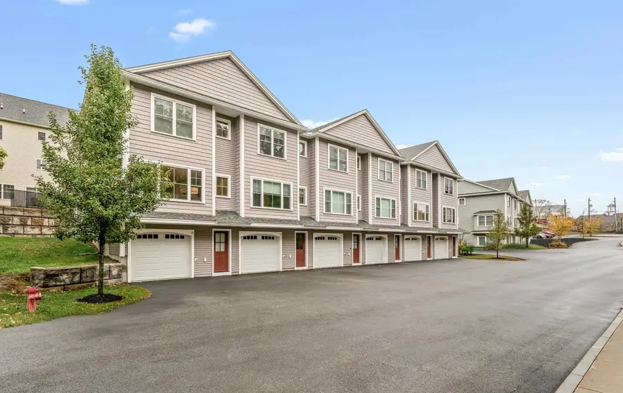 41 Fownes Mill Court #Unit 10, Rochester, NH 03867 - #2