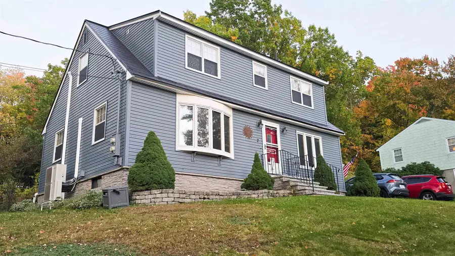 2 Oakdale Avenue, Nashua, NH 03062 - #2