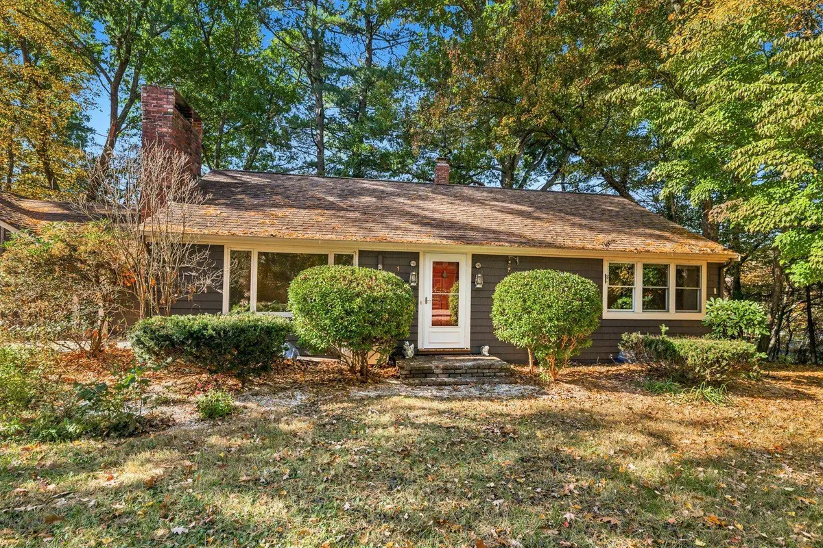 1 York Road, Hampstead, NH 03841 - #1