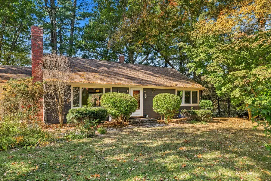 1 York Road, Hampstead, NH 03841 - #3