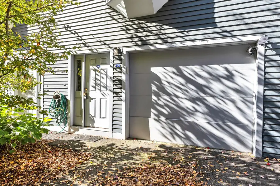 46 Valley West Way, Manchester, NH 03102 - #2