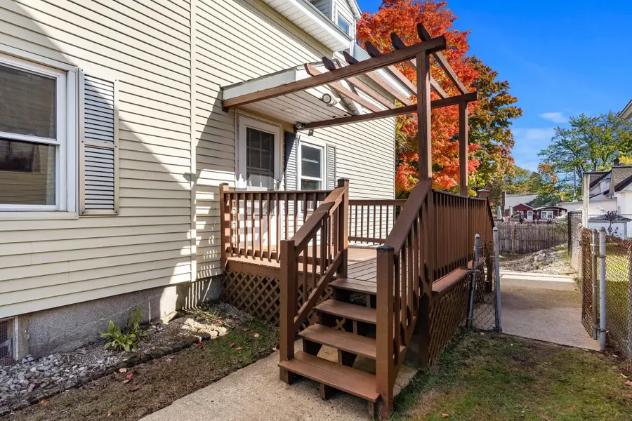 15 Springview Avenue, Manchester, NH 03103 - #3