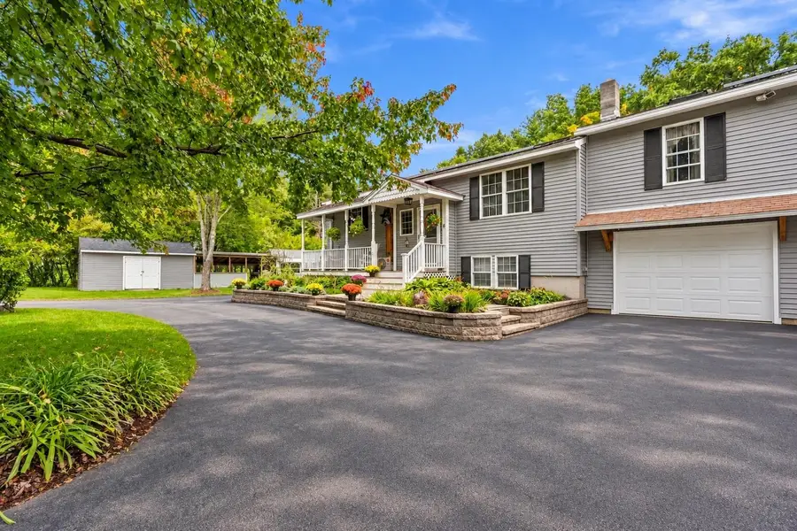 4 Woodbury Drive, Nashua, NH 03062 - #2