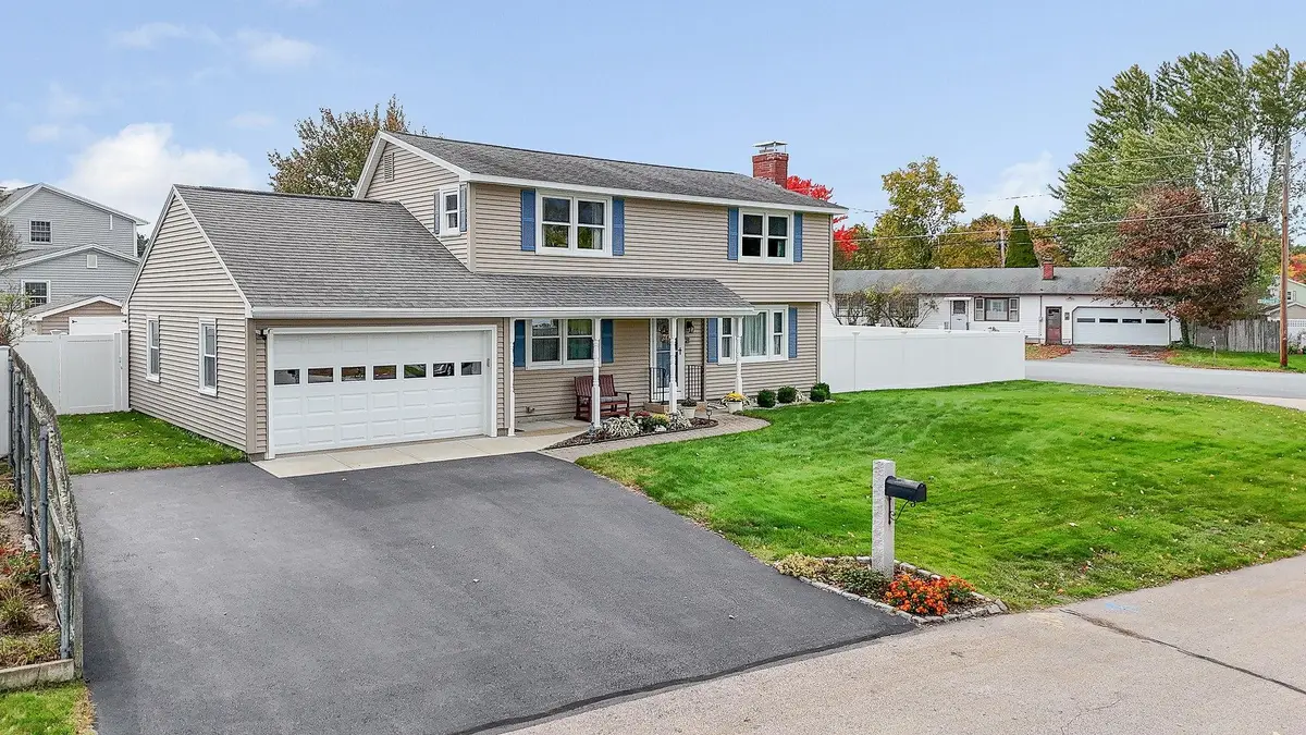 8 Aztec Road, Nashua, NH 03063 - #1
