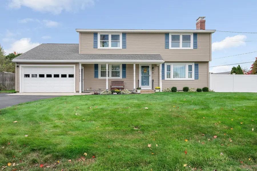 8 Aztec Road, Nashua, NH 03063 - #3