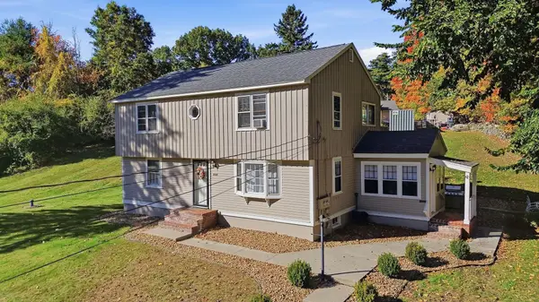 29 Shadow Lake Road, Salem, NH 03079
