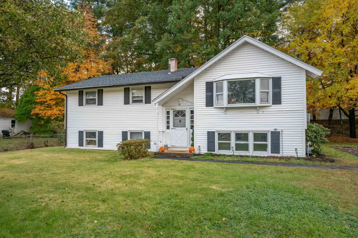 28 Edinburgh Drive, Nashua, NH 03062 - #1