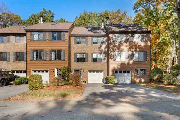 6 Winrow Drive, Merrimack, NH 03054