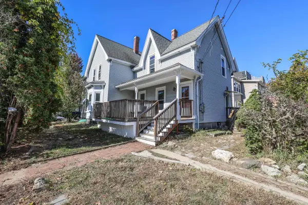 43 Cartier Street, Manchester, NH 03102