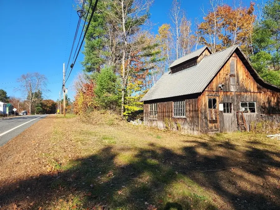 700 elm Street, Claremont, NH 03743 - #2